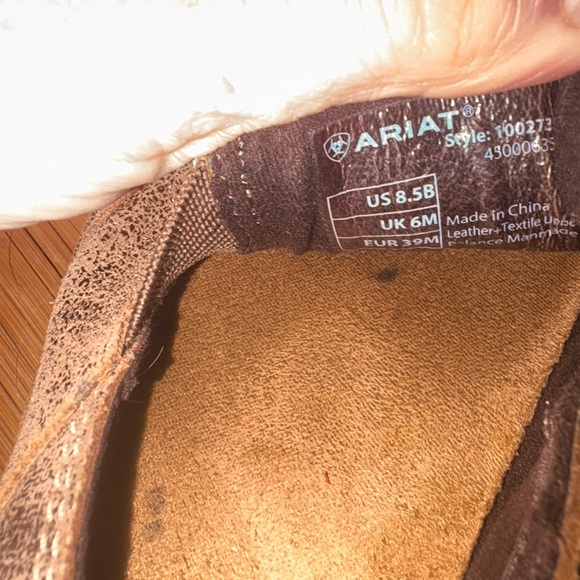 Ariat Brown Leather moccasin/ slipped with Cactus Deaign women’s size 8.5 exc! - Picture 4 of 8